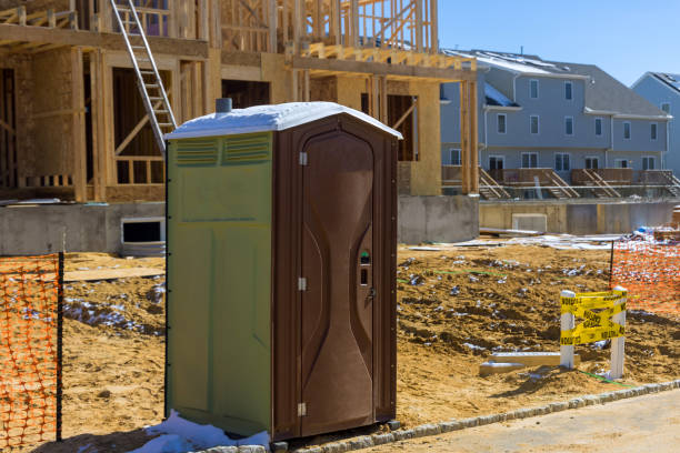 Porta potty rental for outdoor events in Labarque Creek, MO