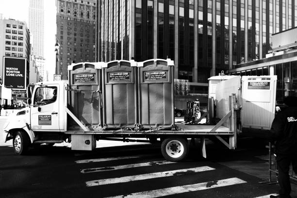 Portable Toilet Options We Offer in Labarque Creek, MO
