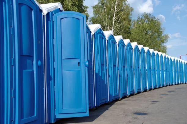 Best Portable restroom trailer rental  in Labarque Creek, MO